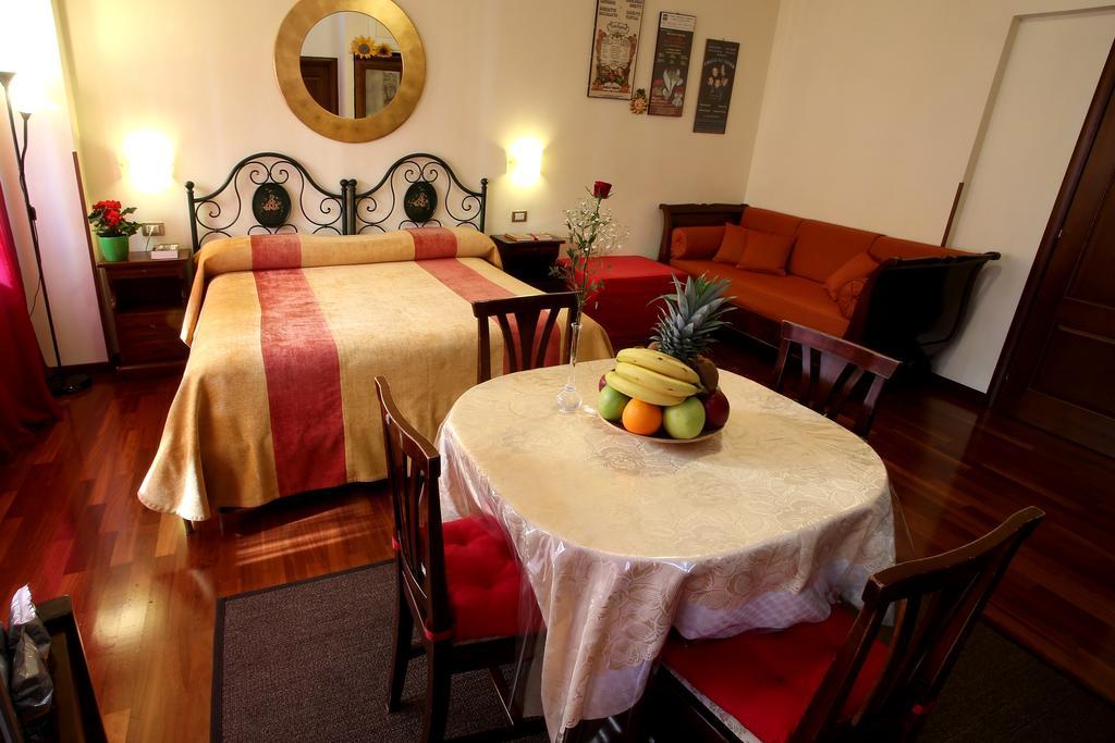 Al Colonnato Di San Pietro Bed & Breakfast - Rome — Photos 3